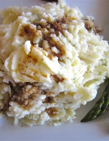 Mashed Potatoes (From Heaven) from TheFoodCharlatan.com