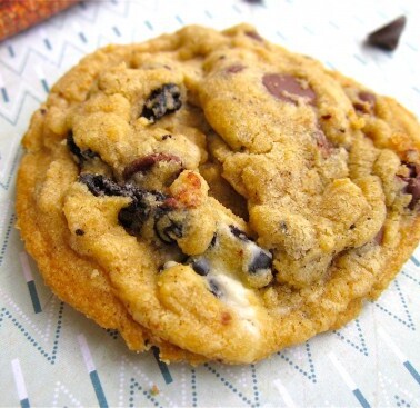 Oreo Pudding Cookies from TheFoodCharlatan.com