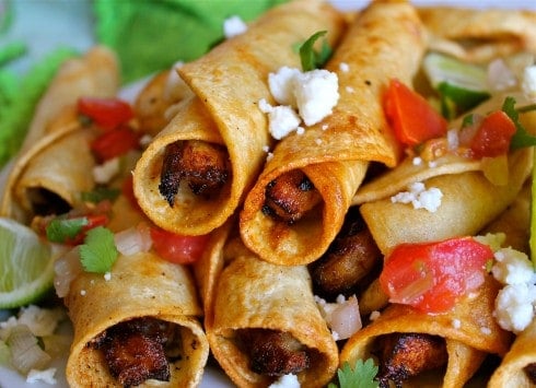 old, not great photo of flautas from early days of blogging.