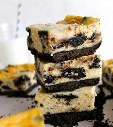 Oreo Cheesecake Bars