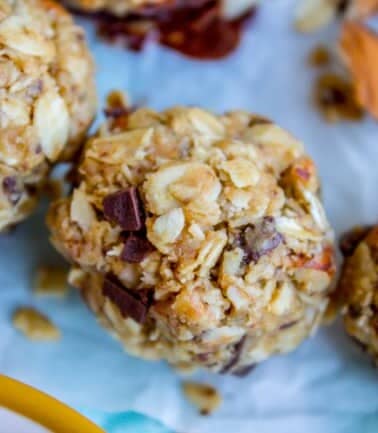 No Bake Peanut Butter Oatmeal Energy Bites from The Food Charlatan