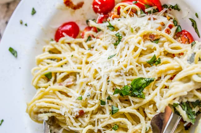 Creamy Caulifredo Sauce (Cauliflower Alfredo Sauce) from The Food Charlatan