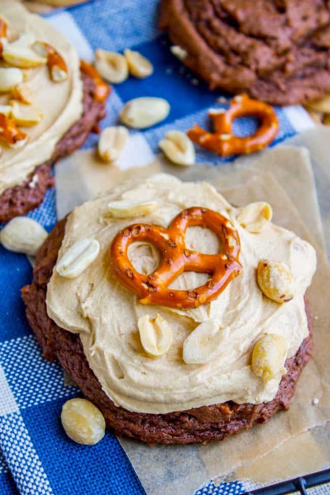 Chocolate peanut butter cookie