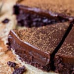 easy flourless chocolate cake