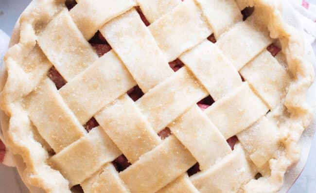 raw sugar sprinkled on a lattice pie crust