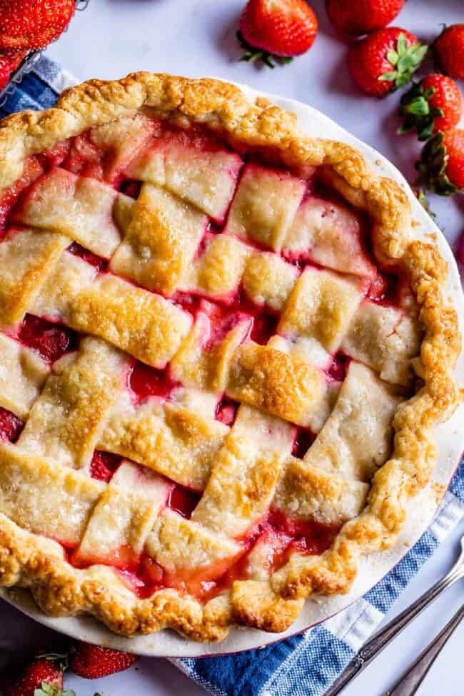 baked lattice pie crust for strawberry pie