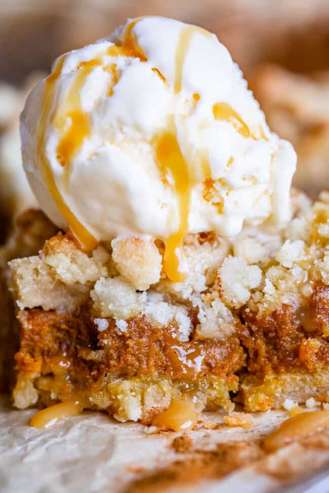 pumpkin pie bars with ice cream and caramel sauce 