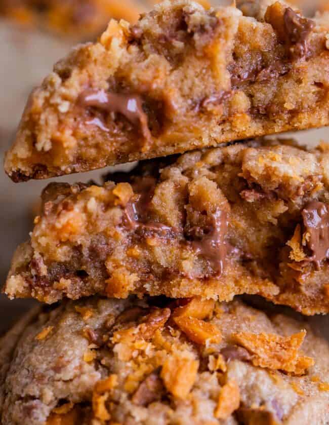 broken in half butterfinger bits cookies stacked up 3 high.